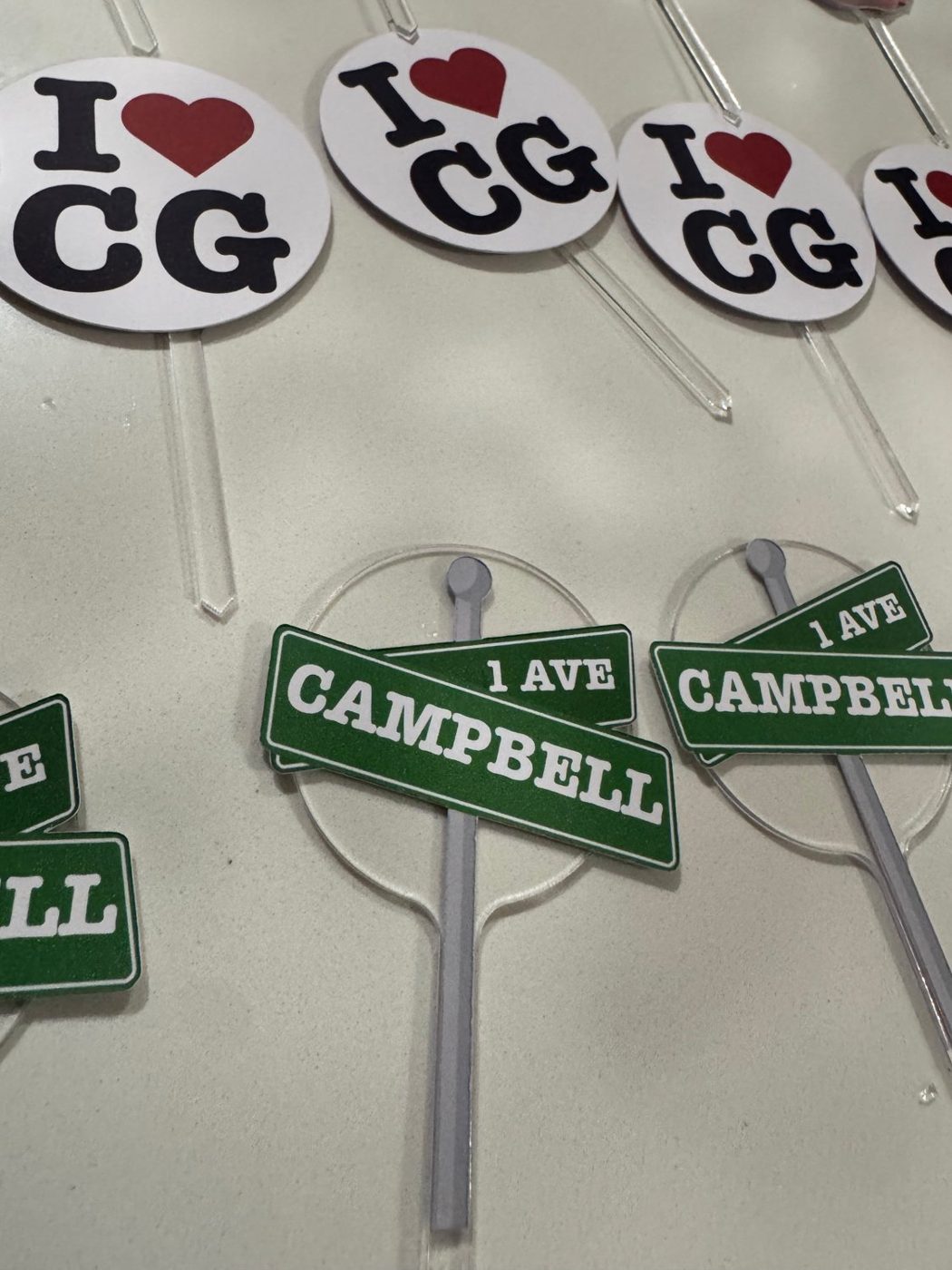Personalized acrylic cake topper by The Party Sets